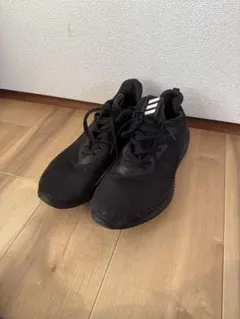 adidas alphabounce ブラック スニーカー