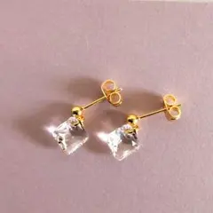 【200】貴和クリスタル スクエア 9mm ピアス イヤリング ハンドメイド