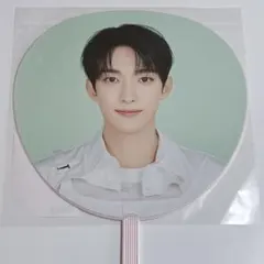 2026年最新】seventeen うちわ ドギョムの人気アイテム - メルカリ