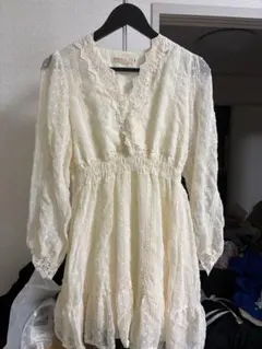 アイボリー レース ミニワンピース 長袖