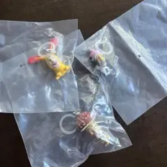 大人気‼️こびとずかんめじるしアクセサリー　3個セット