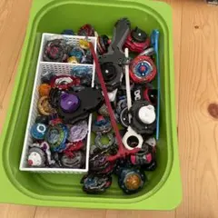 ベイブレードセット（多色、ランチャー付き）