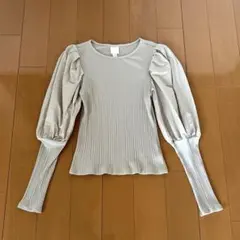 H&M リブ編みバルーンスリーブ長袖トップス グレー