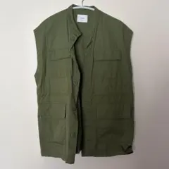 DISCOAT スタンドネックミリタリーベスト カーキ