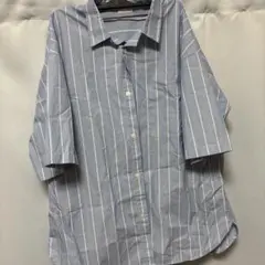 青と白のストライプ 半袖シャツ