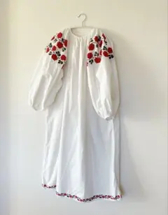 ヴィンテージ/ウクライナ刺繍ワンピース