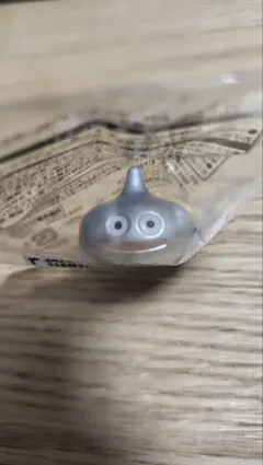 ドラゴンクエスト フィギュアコレクション スライムと仲間たち編２ メタルスライム