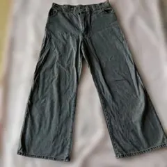 ダークグレー ワイドレッグデニム