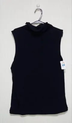 【新品】ノースリーブＬタンクトップＬトップスＬ黒、ブラックタグ付き