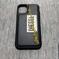 DIESEL ロゴ入り ブラックハードケースiPhone11のサムネイル