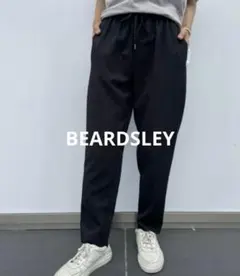 新品タグ付✨BEARDSLEY トラックパンツ ドロスト　ブラック 新品タグ付✨BEARDSLEY トラックパンツ ドロスト ブラック - メルカリ