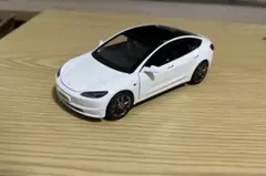 テスラ Model 3 合金ミニカー／開閉ギミック多数／ライト＆サウンド／新品