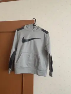 Nike DRI-FIT グレー パーカー ジュニアL