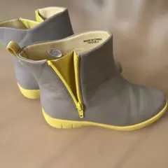 PANSY 防水ファスナー付きレインブーツ グレー/イエロー