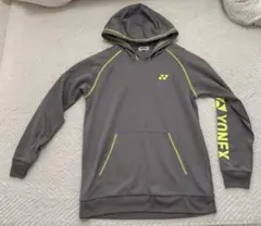 YONEX グレー フード付き ウォームアップウェア