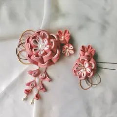 ハンドメイド つまみ細工 髪飾り 卒業式 成人式 サーモンピンク