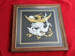 ドラゴンと鳳凰の切り絵アート