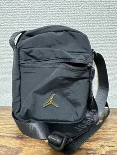 Jordan ブラック ショルダーバッグ