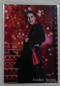 Item thumbnail for item 36048459-0d27-4cb3-a32f-5ef4e6819f15