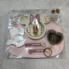 【新品未使用】ミニーマウス アイコンランチプレート ベビー食器のサムネイル
