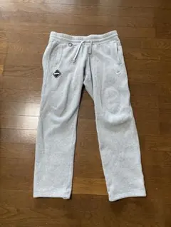 fcrb nike コラボ グレー パンツ