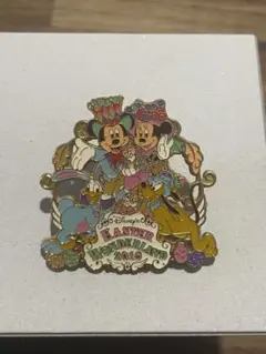 東京ディズニーランド イースターピンバッジ 2010