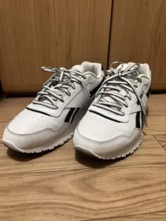 Reebok スニーカー ホワイト ネイビー