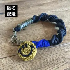 スマホストラップ　パラコード　ハンドストラップ　モノトーン　バッグチャーム　迷彩