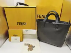 4-668 フェンディ　トートバッグ　キーホルダーセット　レザーのサムネイル