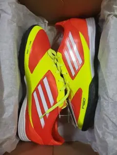 Item thumbnail for item 62d12f27-6e38-4884-b565-bcb70a7abe92