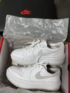 NIKE W AIR JORDAN 1 ELEVATED LOW 24.5