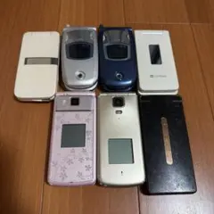 ドコモガラケー4点充電器1個N702iDSH-03E F-01A SH902iS - メルカリ
