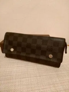 LOUISVUITTONダミエグラフィット ポルトフォイユ 長財布