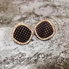アンティーク風ピアス