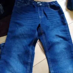 branshes ジーンズ 150サイズ ダークブルー
