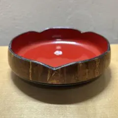 秋田・角館の伝統工芸 樺細工（桜皮細工）朱漆の菓子器 - メルカリ