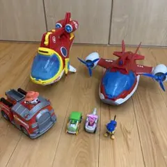 パウパト　エアパトローラー　パウサブマリン　フィギュア　ミニカー ラジコン
