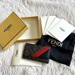 美品 FENDI フェンディ ズッカ柄 ファブリック 6連 キーケース PVCのサムネイル