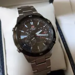 EDIFICE EQW-560BD 電波ソーラー メタルバンド 美品 極美品EDIFICE EQW-560BD 電波ソーラー ブラック メタルバンド