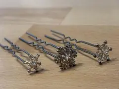 雪の結晶デザイン ヘアピン 3本セット