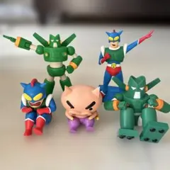 クレヨンしんちゃん　プライズフィギュア5点まとめ売り