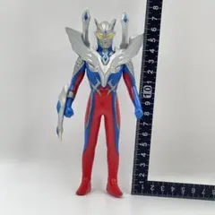 ウルトラマンゼロ　フィギュア　約18㎝　ソフビ