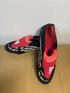 adidas PREDATOR サッカースパイク