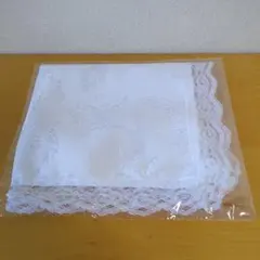 レース付き花柄刺繍ハンカチ