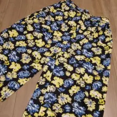 花柄パンツ Mサイズ