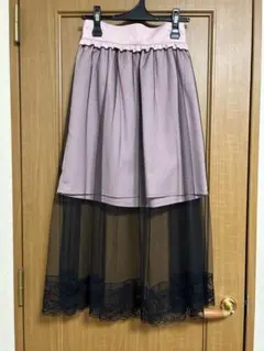 美品 チュールスカート くすみピンクx黒レース Sのサムネイル