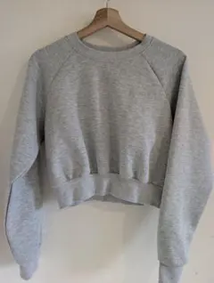 グレー クロップドスウェット トレーナー