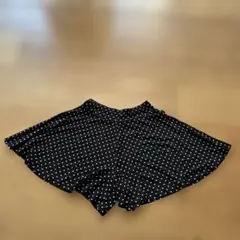 アニエスベー　水玉模様ハーフパンツ