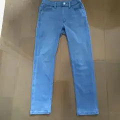ユニクロ　デニム　青いスリムフィット　長ズボン　キッズ　130cm　デニム風