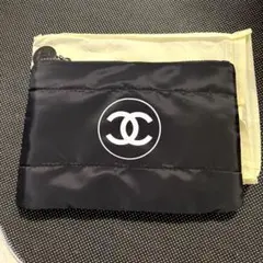 CHANEL キルティングポーチ　ノベルティ 新品未使用品】シャネル ノベルティ キルティングポーチ 化粧ポーチ 黒